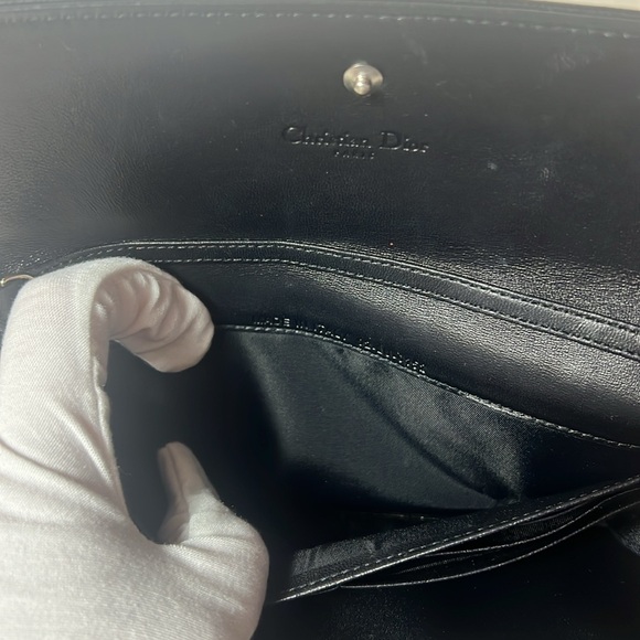 CHRISTIAN DIOR BLACK LAMBSKIN CANNAGE LADY DIOR RENDEZOUS WALLET ON CHAIN - Picture 14 of 17